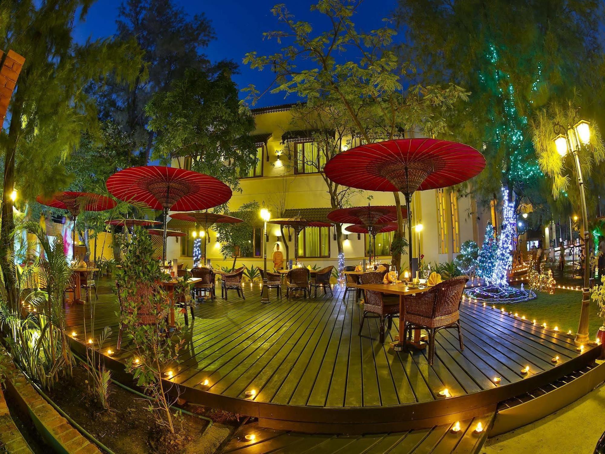 Hotel Amazing مانديلاي المظهر الخارجي الصورة
