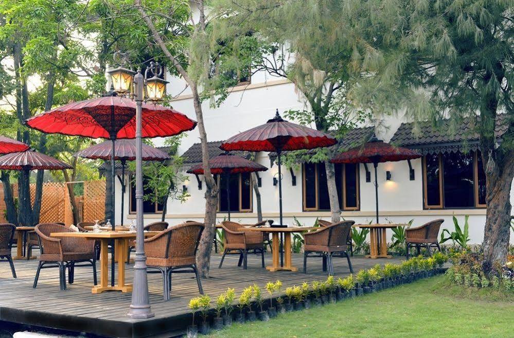Hotel Amazing مانديلاي المظهر الخارجي الصورة